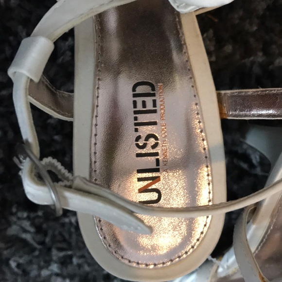 Shoes - Picture 4 of 6